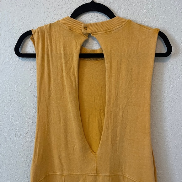 Urban Outfitters super cute and comfy romper / jumpsuit - Picture 4 of 6